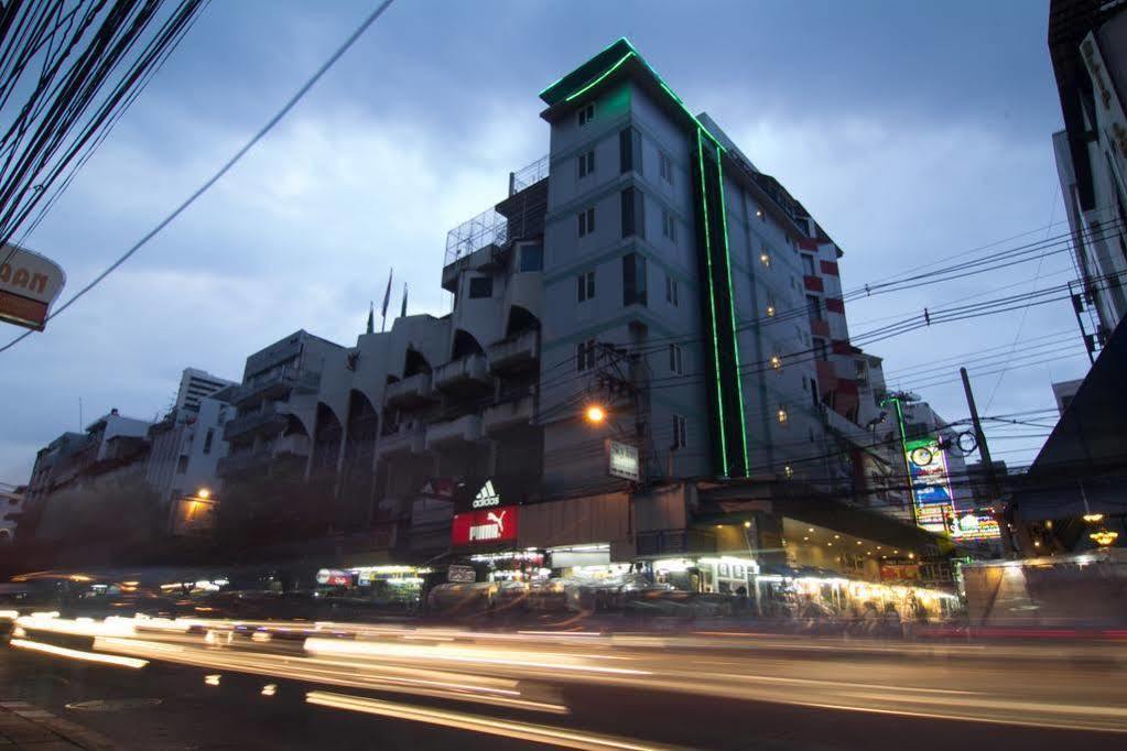 Khách sạn Sky 2 2*
